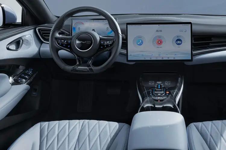 3749993 230kW Design 83kWh 4dr Auto