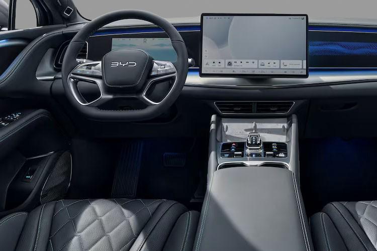 3923644 390kW Design AWD 83kWh 5dr Auto