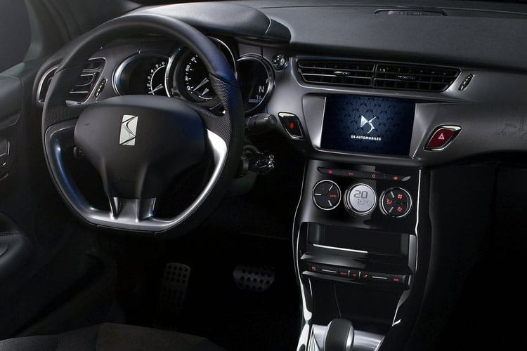 4037596 115kW E-TENSE DS Performance Line 54kWh 5dr Auto