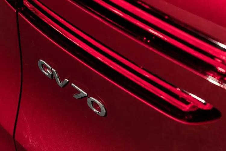 3946741 360kW Pure 84kWh 5dr Auto AWD