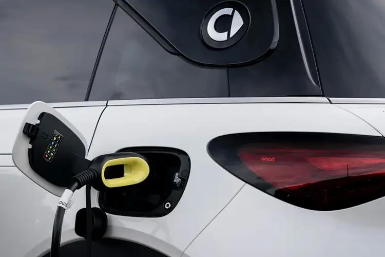 3559867 315kW Brabus 66kWh 5dr Auto AWD