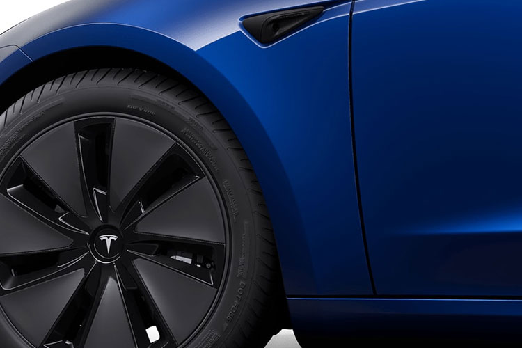 3980459 Long Range AWD 85kWh 4dr Auto