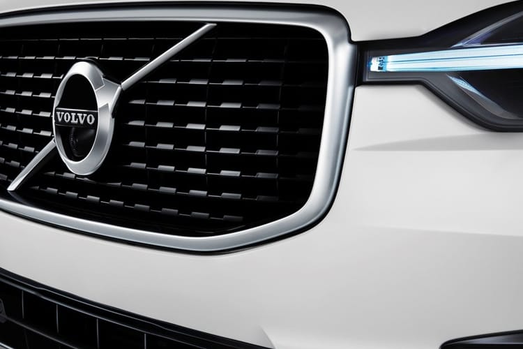 2220701 2.0 B5P Plus Dark 5dr AWD Geartronic