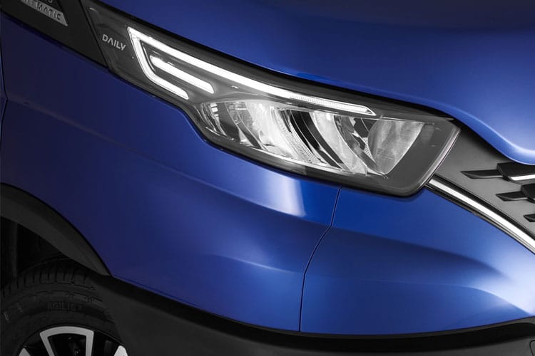 3813250 2.3 Extra High Roof Van 4100 WB