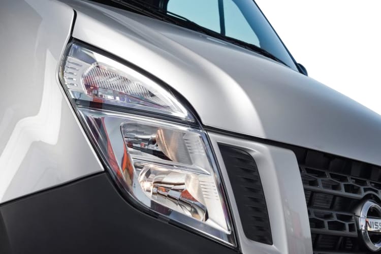 4080791 2.3 dci 145ps Acenta Chassis Cab